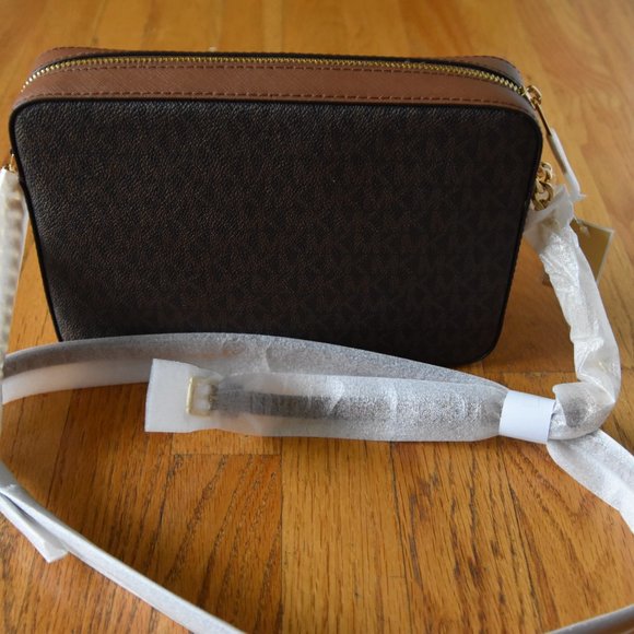 Michael Kors Large Crossbordy - Picture 3 of 4